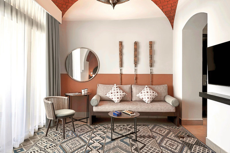 The Cove Rotana Resort 5