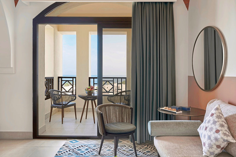 The Cove Rotana Resort 6