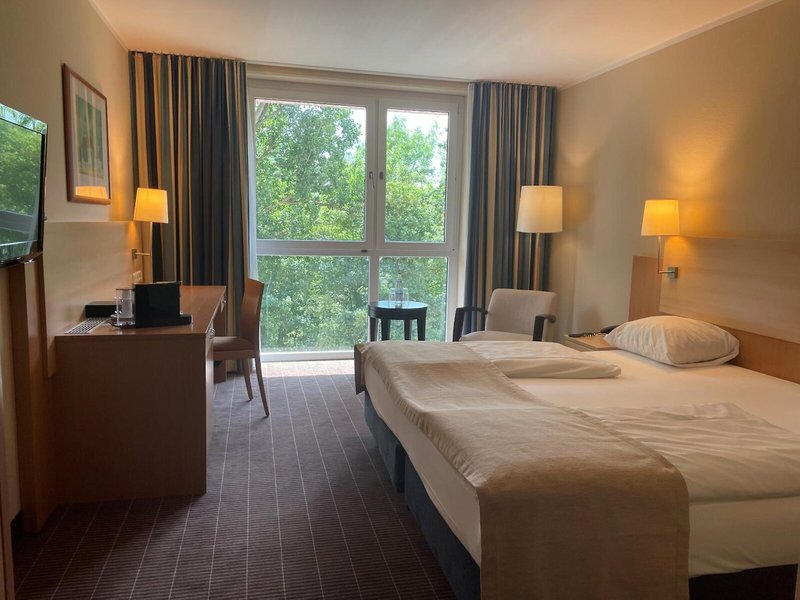 Arcadia Hotel Schweinfurt Maininsel 24