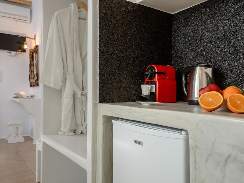 Glaronissi Beach Suites 25