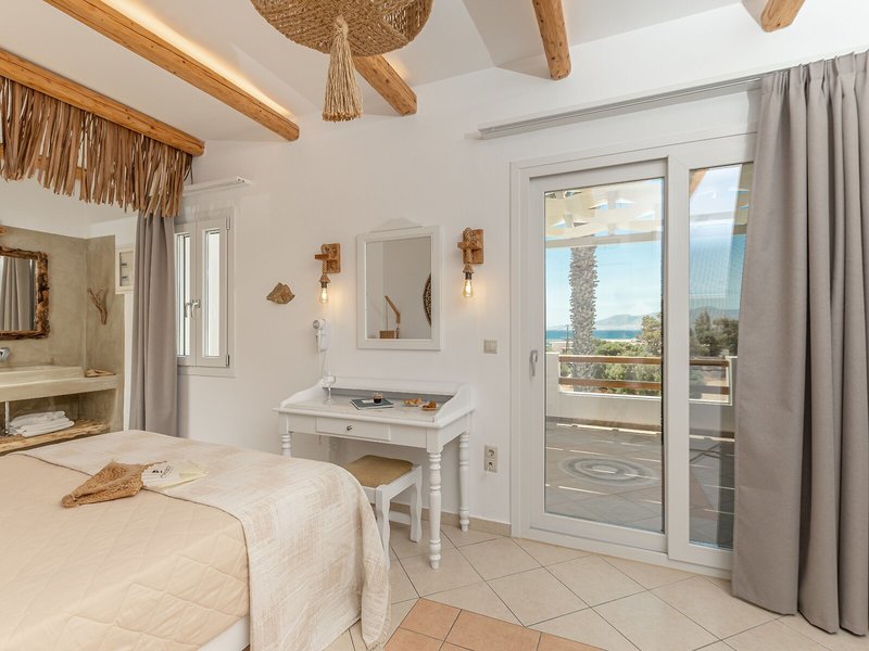 Glaronissi Beach Suites 41