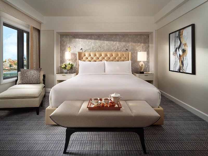 Mandarin Oriental Boston 8