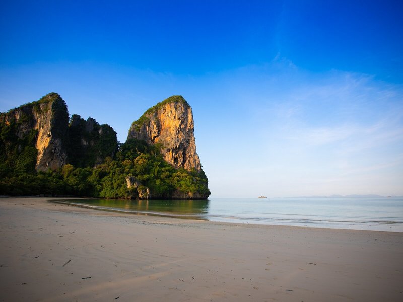 Railay Village Resort & Spa 8 - Beach