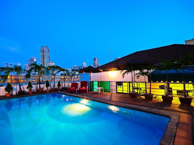 Admiral Suites 4