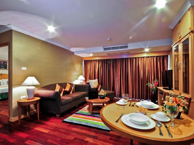 Admiral Suites 19