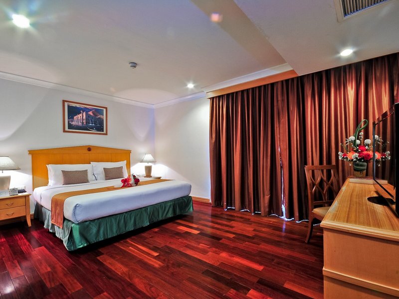 Admiral Suites 43