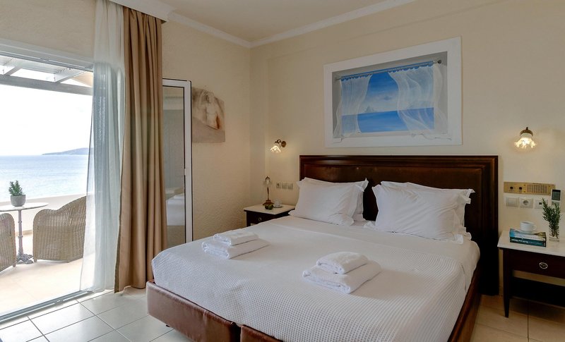 Aneroussa Beach Hotel 2