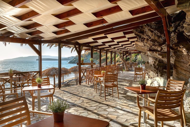 Aneroussa Beach Hotel 5