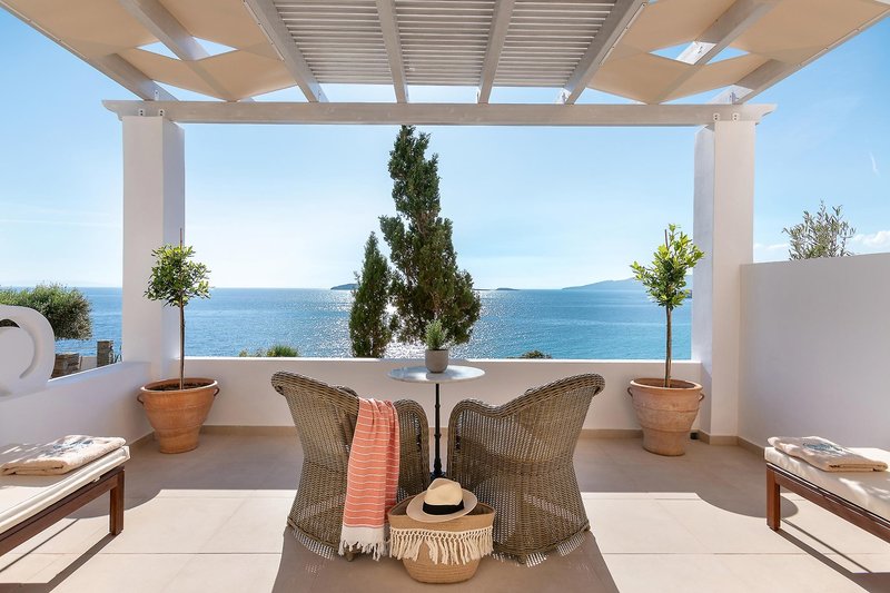 Aneroussa Beach Hotel 6