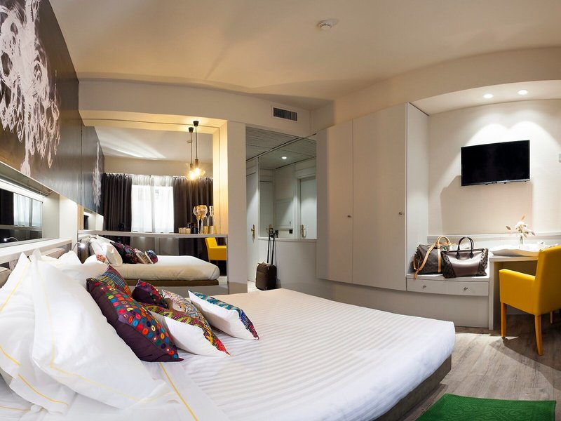 Albavilla Hotel & Co. 21 - Room Example