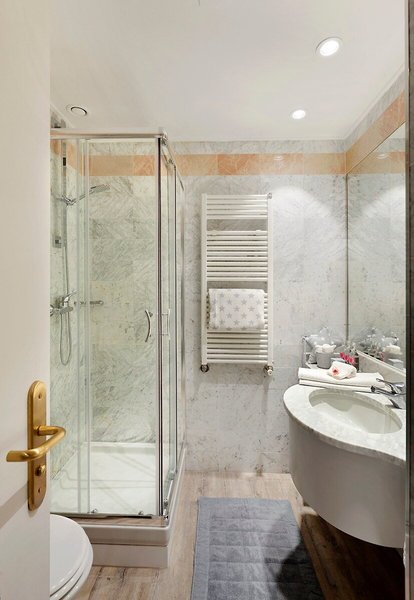 Albavilla Hotel & Co. 33 - Bathroom Example