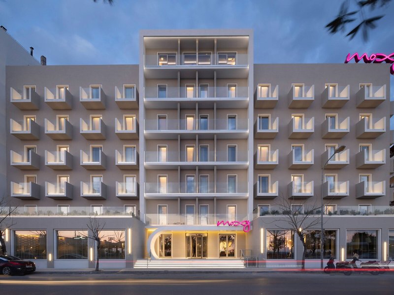 Moxy Patra Marina 2