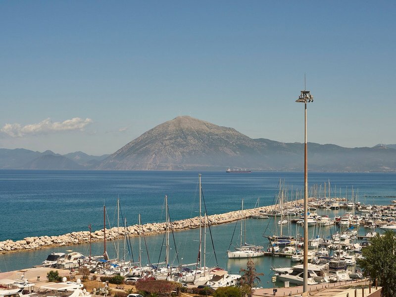 Moxy Patra Marina 9