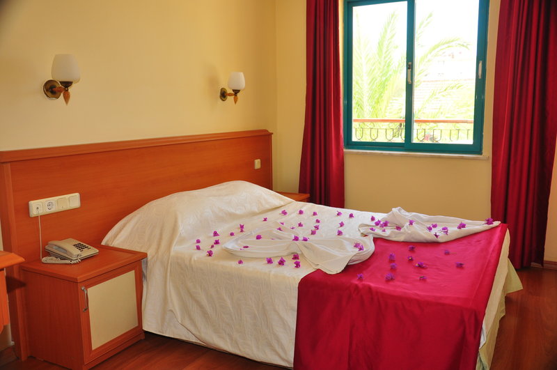 Cinar Family Suite Hotel 28