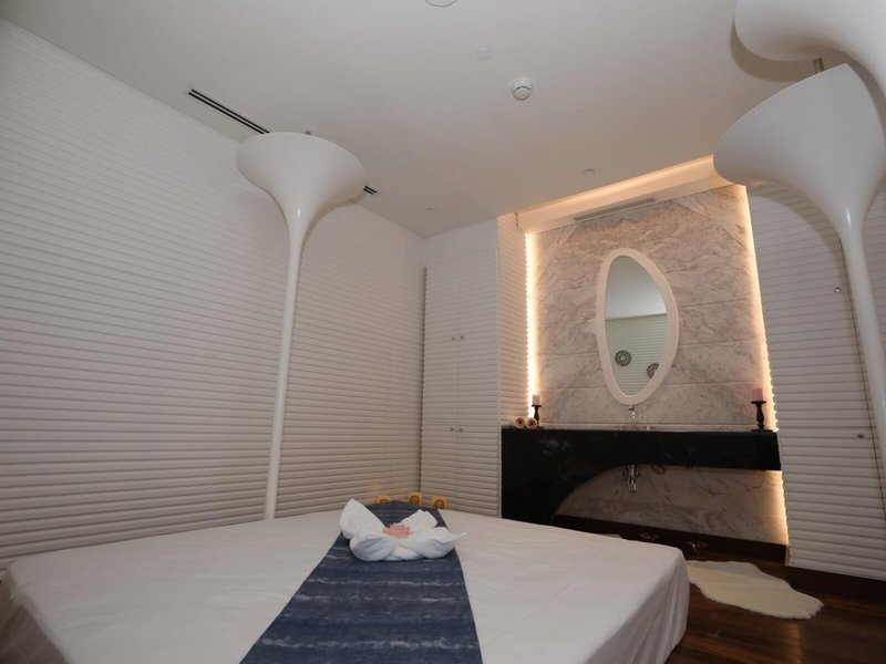 VIP Hotel 9