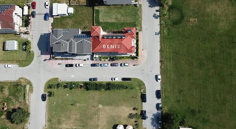 Denis Studios And Apartments 4