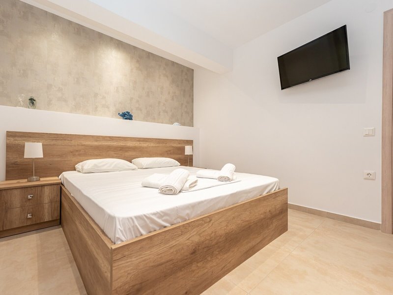 Milonas House Apartments 21