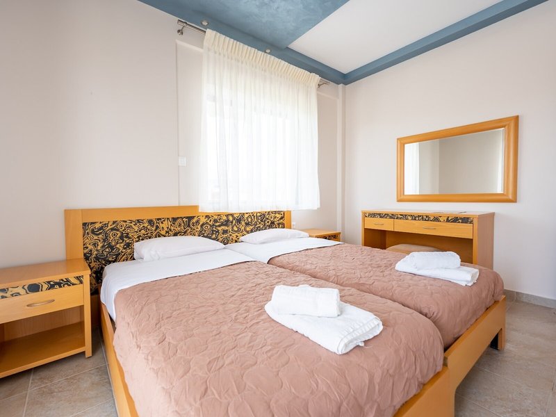 Milonas House Apartments 41