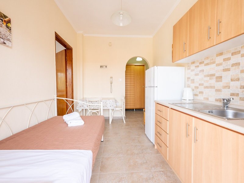 Milonas House Apartments 44