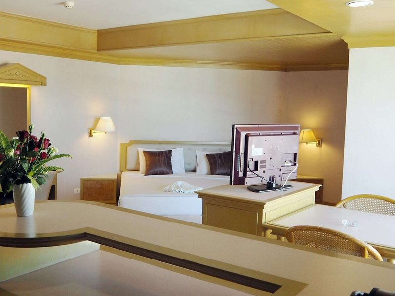 City Beach Resort 16