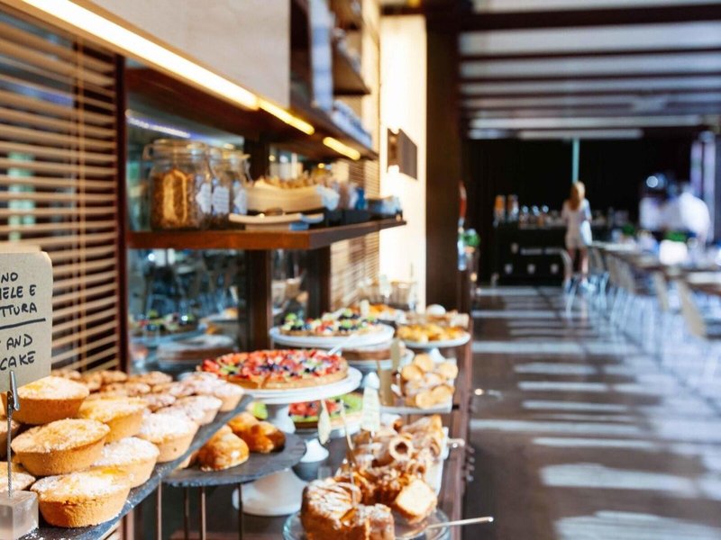 Una Hotel One 22