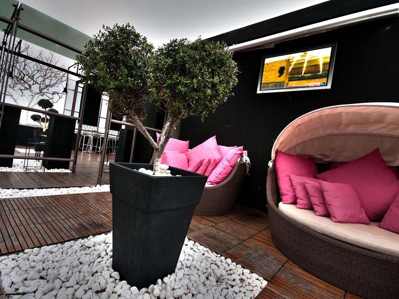 Una Hotel One 26