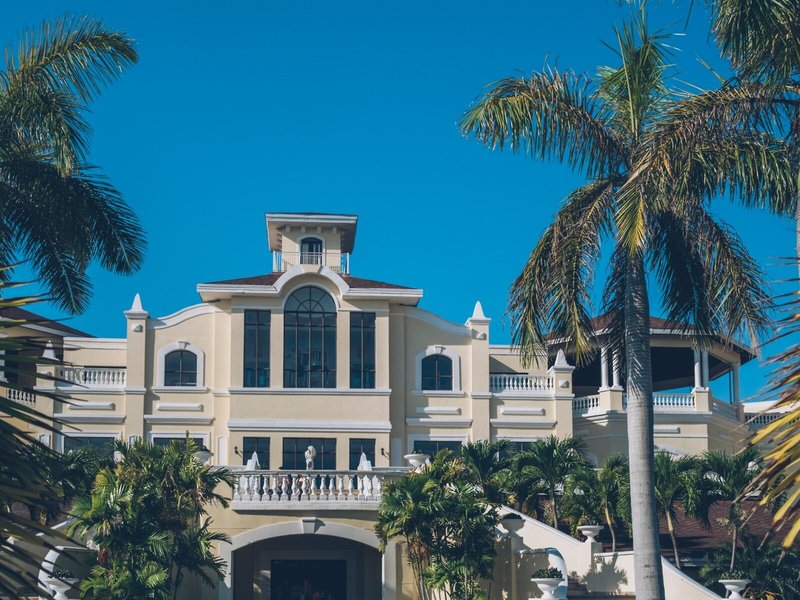Iberostar Laguna Azul by Jet Tours 1