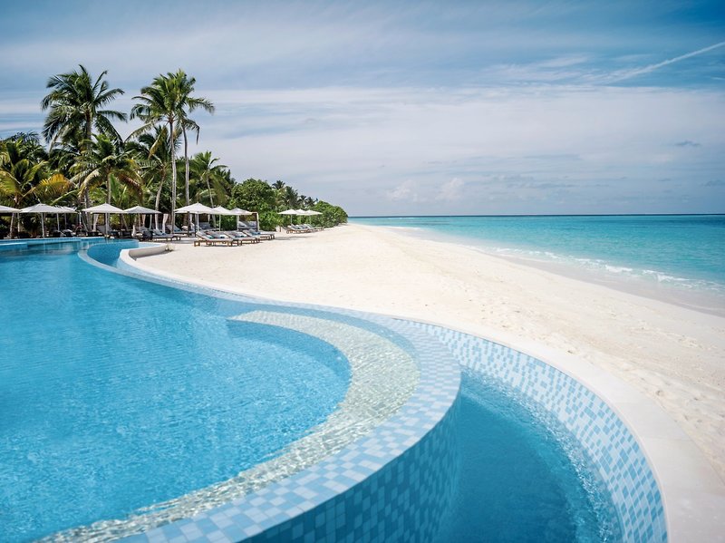 InterContinental Maldives Maamunagau Resort 5