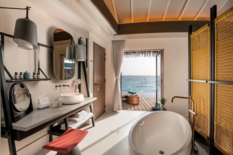 InterContinental Maldives Maamunagau Resort 7