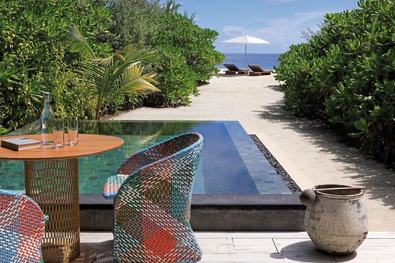 InterContinental Maldives Maamunagau Resort 16