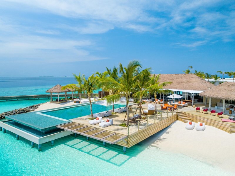 InterContinental Maldives Maamunagau Resort 6