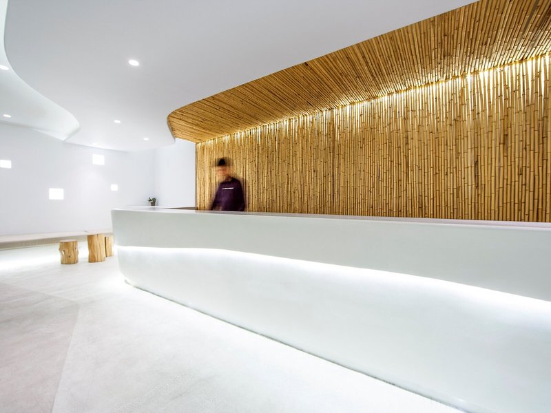Andronikos Hotel 24