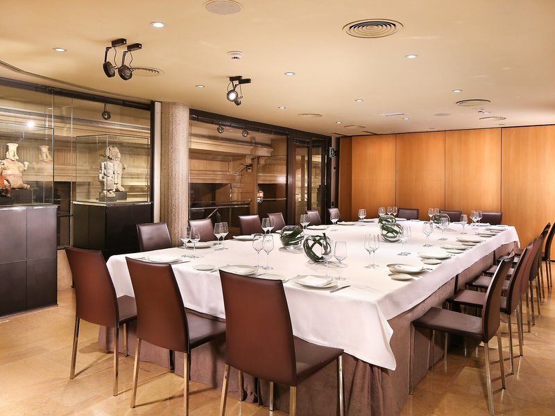 Claris Hotel & Spa GL 16