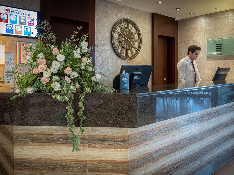 Best Western Plus Hotel Konak 10