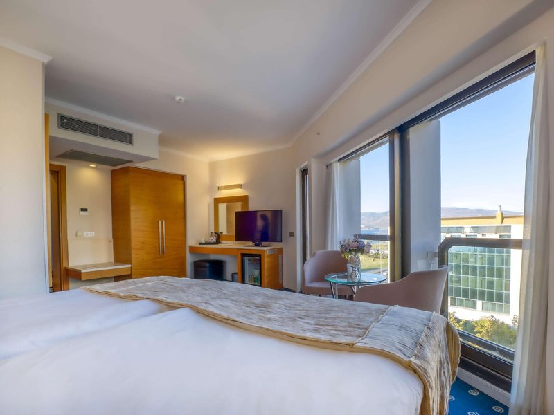Best Western Plus Hotel Konak 26