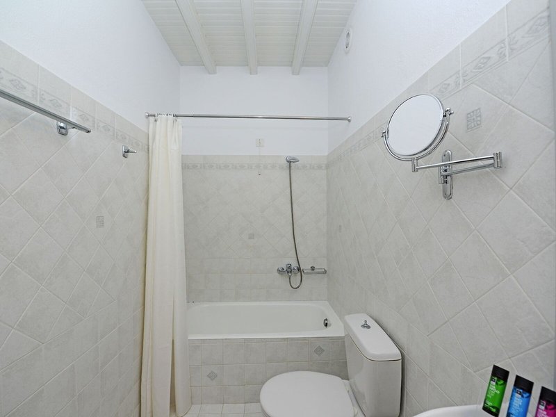 Elena Hotel 24