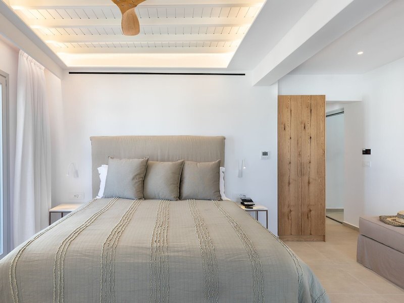 Elena Hotel 33