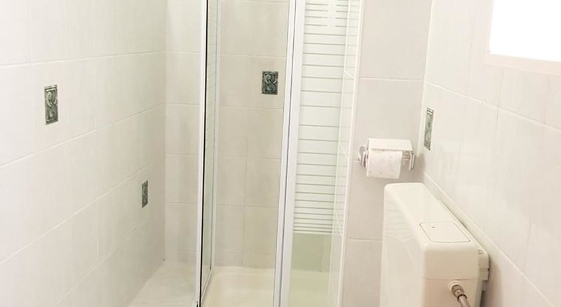 Apartments Petranic 5 - Bathroom Example