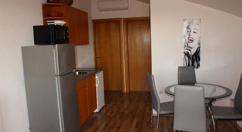 Apartments Villa Arta 4 - Room Example
