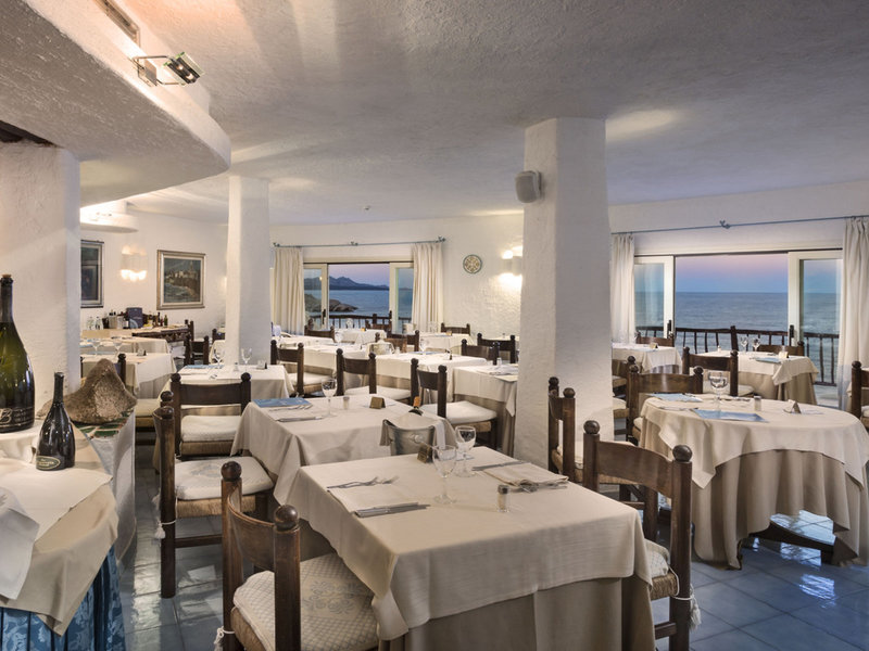 Clubhotel Baja Sardinia 28 - Restaurant