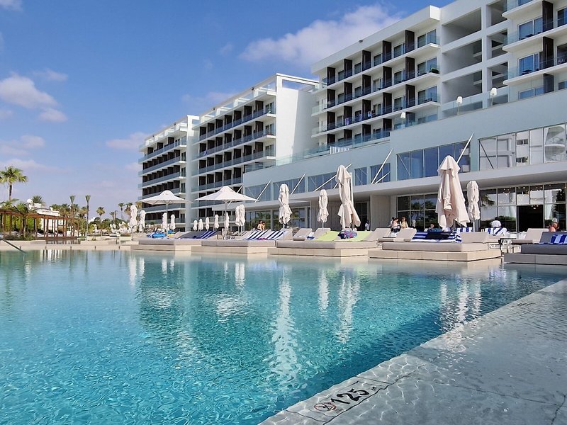 Chrysomare Beach Hotel & Resort 5