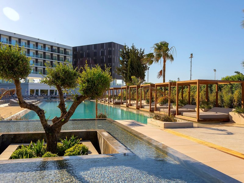 Chrysomare Beach Hotel & Resort 6