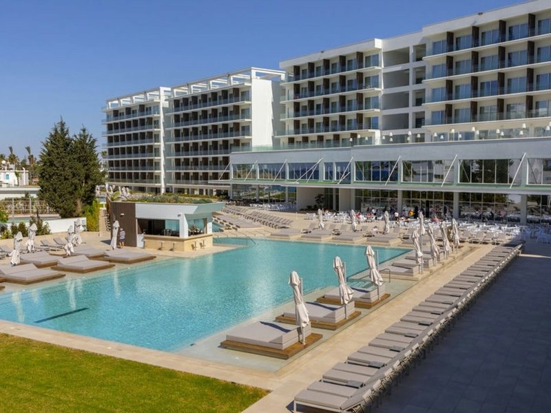 Chrysomare Beach Hotel & Resort 20