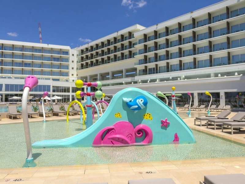Chrysomare Beach Hotel & Resort 40
