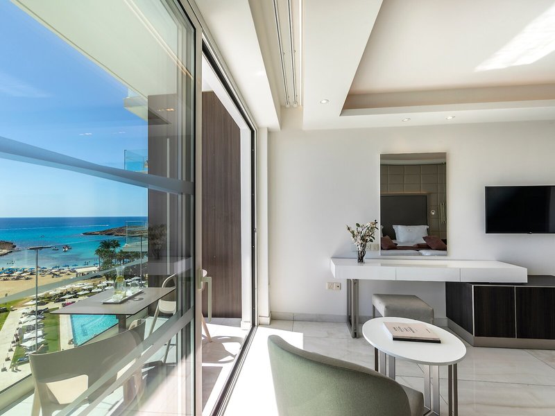 Chrysomare Beach Hotel & Resort 44