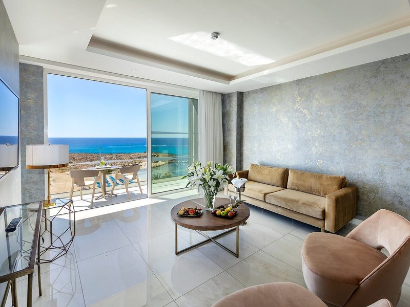Chrysomare Beach Hotel & Resort 46