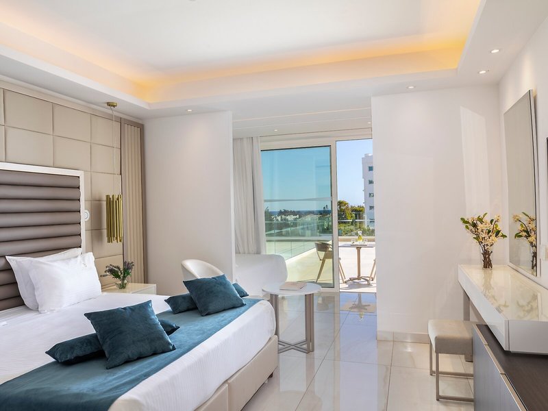 Chrysomare Beach Hotel & Resort 47