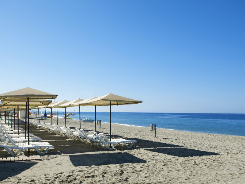 Club Paradiso Hotel & Resort 7