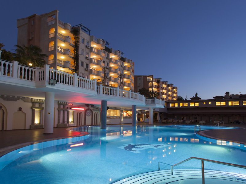 Club Paradiso Hotel & Resort 11