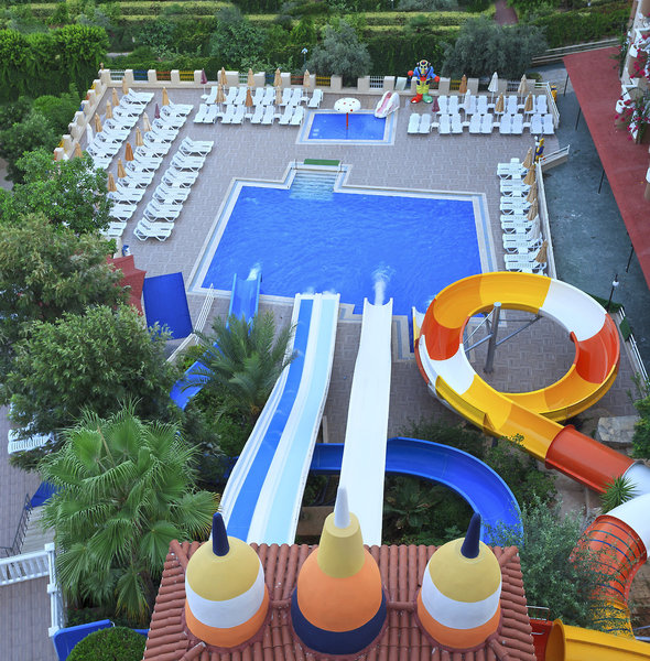 Club Paradiso Hotel & Resort 12